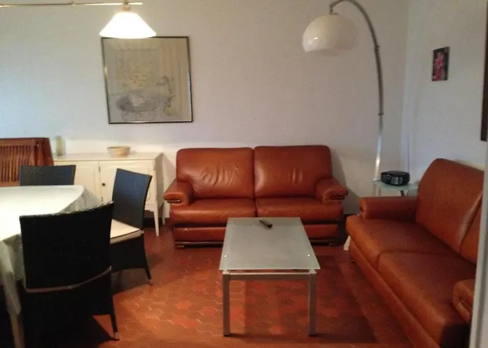 Apartament T3 Climatise Avec 6 Couchages, Terrasse Et Parking A 300m Des Commerces - Fr-1-81-490 *