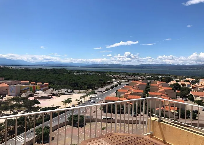 Apartament T3 Climatise Avec 6 Couchages, Terrasse Et Parking A 300m Des Commerces - Fr-1-81-490
