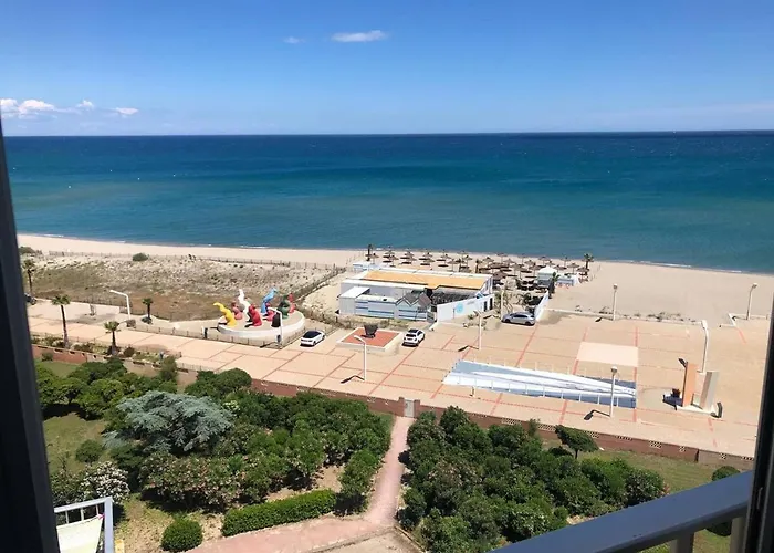 T3 Climatise Avec 6 Couchages, Terrasse Et Parking A 300m Des Commerces - Fr-1-81-490 Apartament