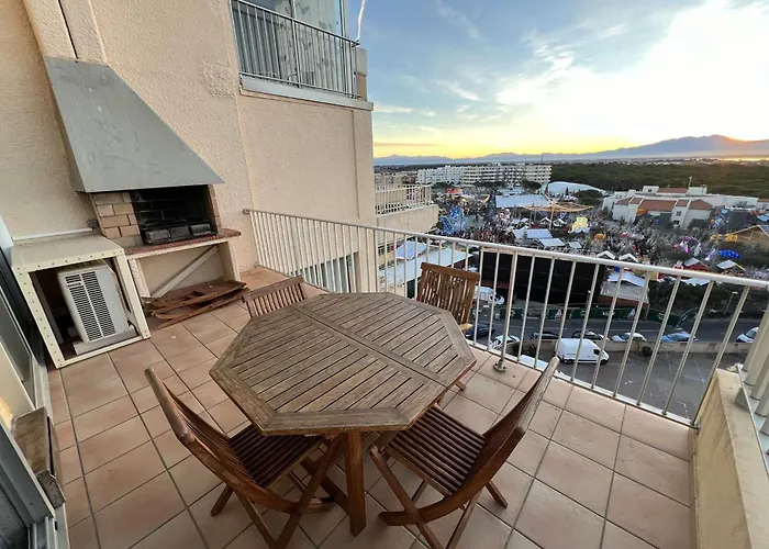 Apartament T3 Climatise Avec 6 Couchages, Terrasse Et Parking A 300m Des Commerces - Fr-1-81-490